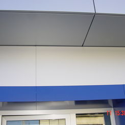 Tettoie in alluminio e pensiline in ferro